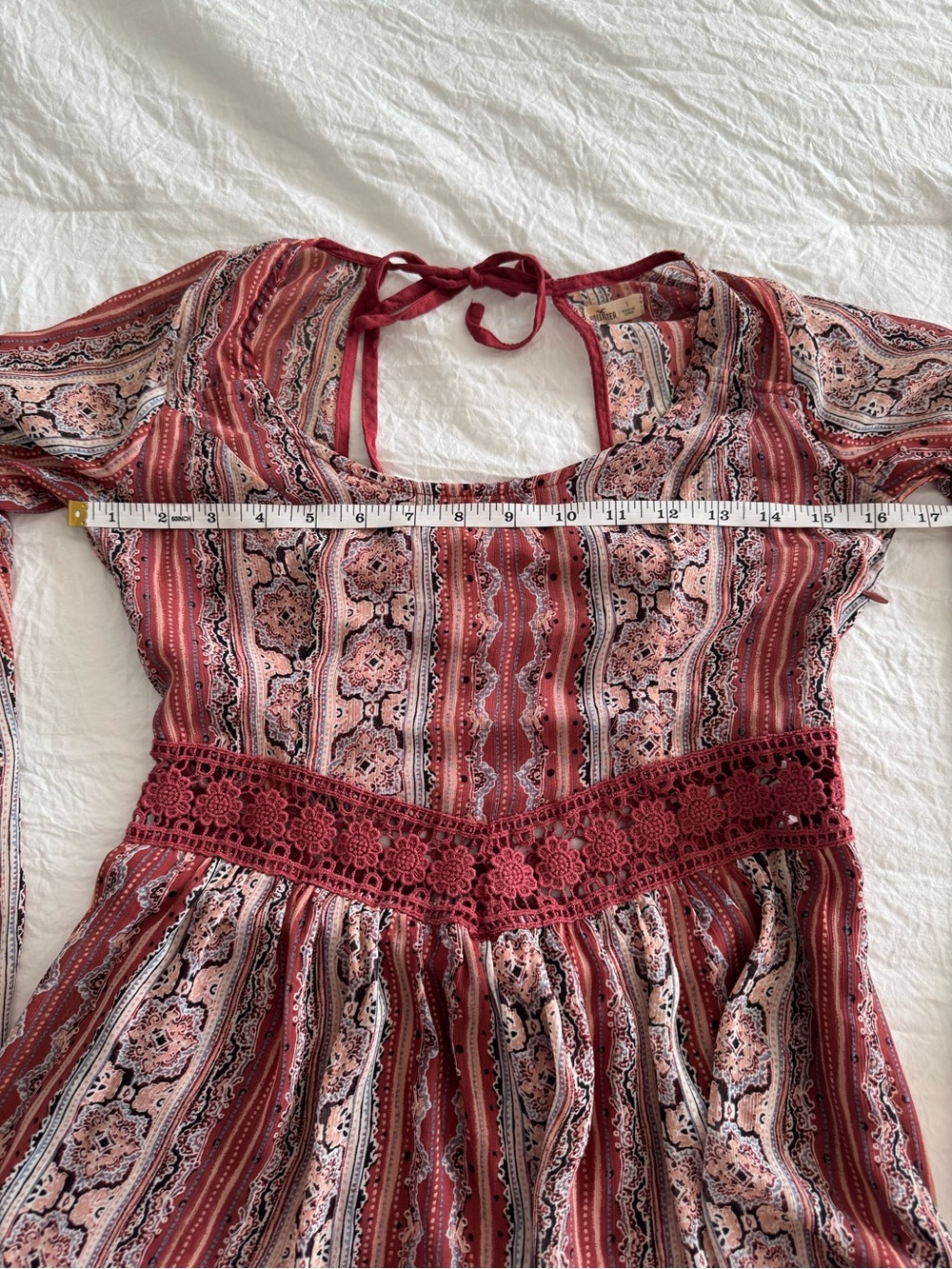 Hollister Boho Floral Print Scoop Neck Mini Dress in Dusty Rose - Picture 12 of 14